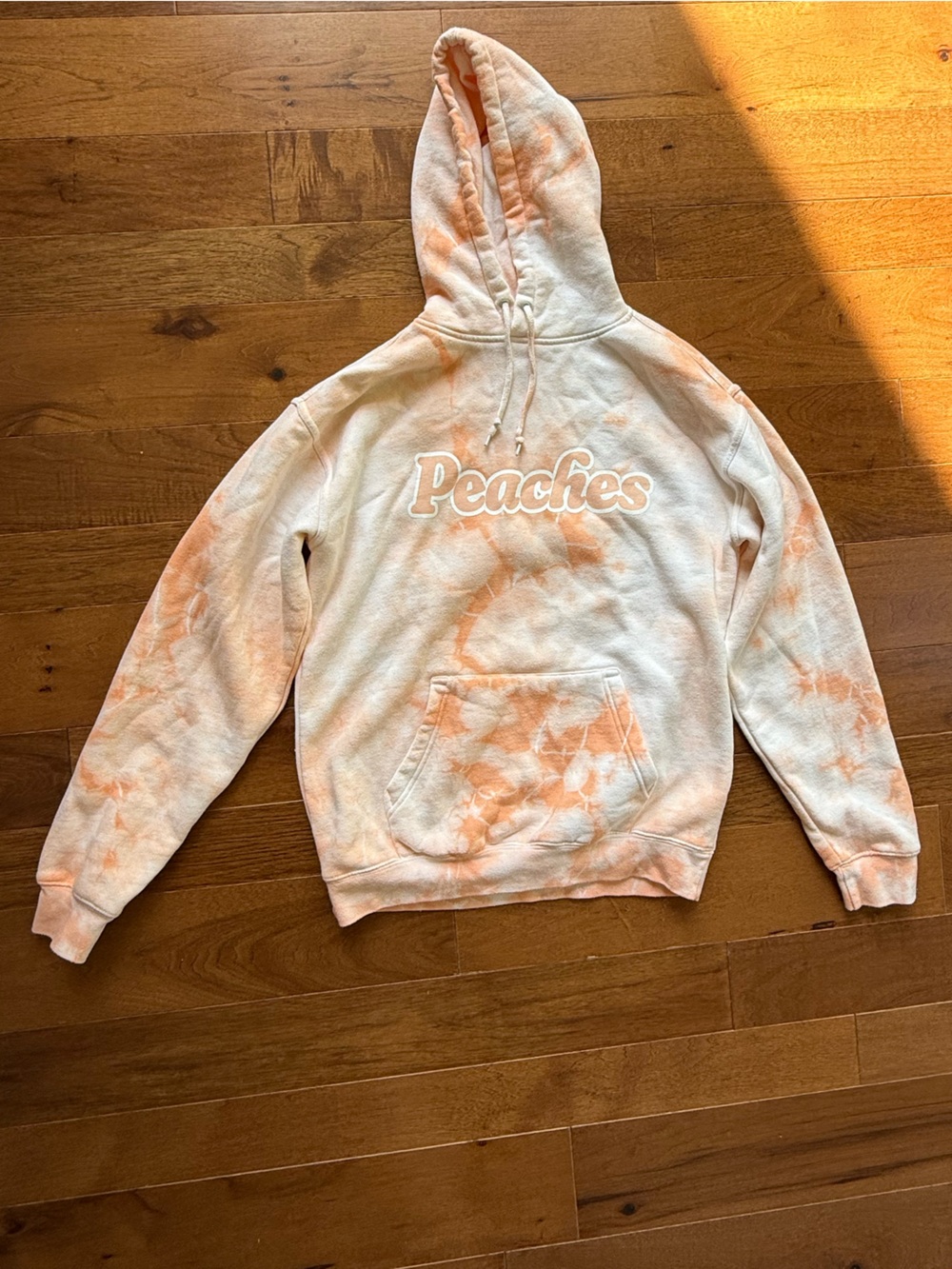 Justin Bieber Peaches Tie-Dye Hoodie in Soft Peach and Cream. Size Medium.